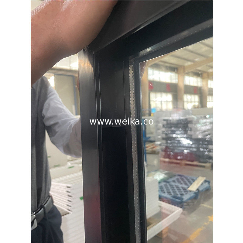 エネルギーとして設計された UPVC シングルハンガングウィンドウ 摩擦ヒンジと冷却ガラス