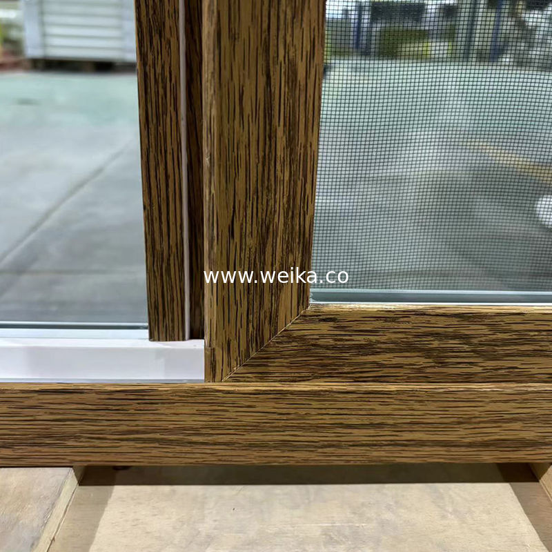 オーダーメイド UPVC スライディング ウィンドウ 木粒/白色 2色 可変色 & サイズ 内蔵スクリーン OEM メーカー